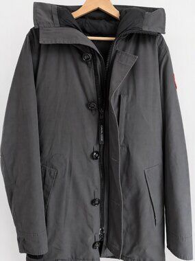 Canada Goose Chateau Parka Charcoal Grey Medium Down Winter Coat Made in Canada